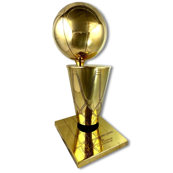Chicago Bulls 1996 Larry O’Brien Championship Replica Trophy – Honoring 72-10 Record Season