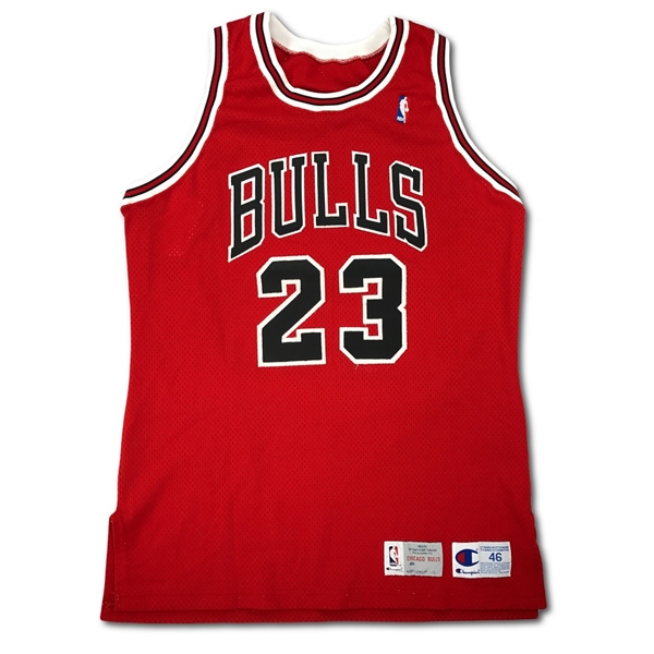 Michael Jordan 1992-93 Chicago Bulls Game Worn Road Jersey (MEARS/SCP/Meza/Miedema)