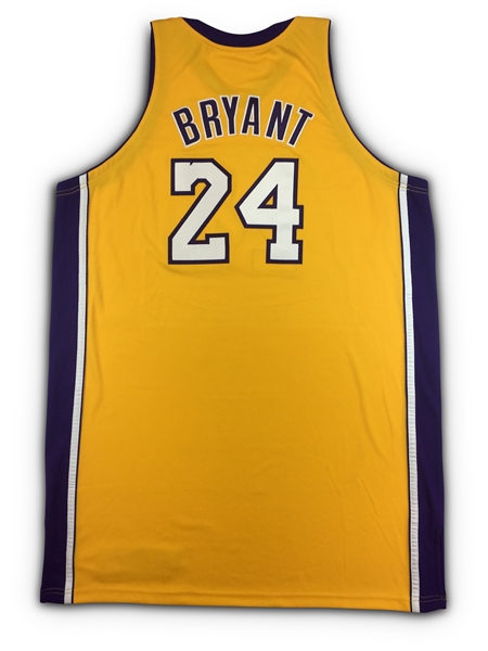 Kobe Bryant 2009 NBA Finals Team Issued Los Angeles Lakers Home Jersey (DC Sports LOA)