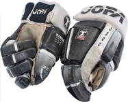 Jaromir Jagr 1990s Pittsburgh Penguins Game Used Hockey Gloves - Incredible Wear - Perfect Style Match