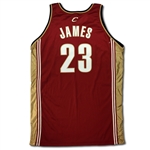 LeBron James 2003-04 Cleveland Cavaliers Game Used Road Rookie Road Jersey (MEARS) 
