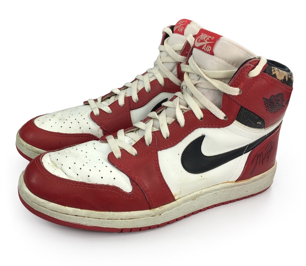 Lot Detail - Michael Jordan Circa 1985-86 Game Used Nike Air Jordan I ...