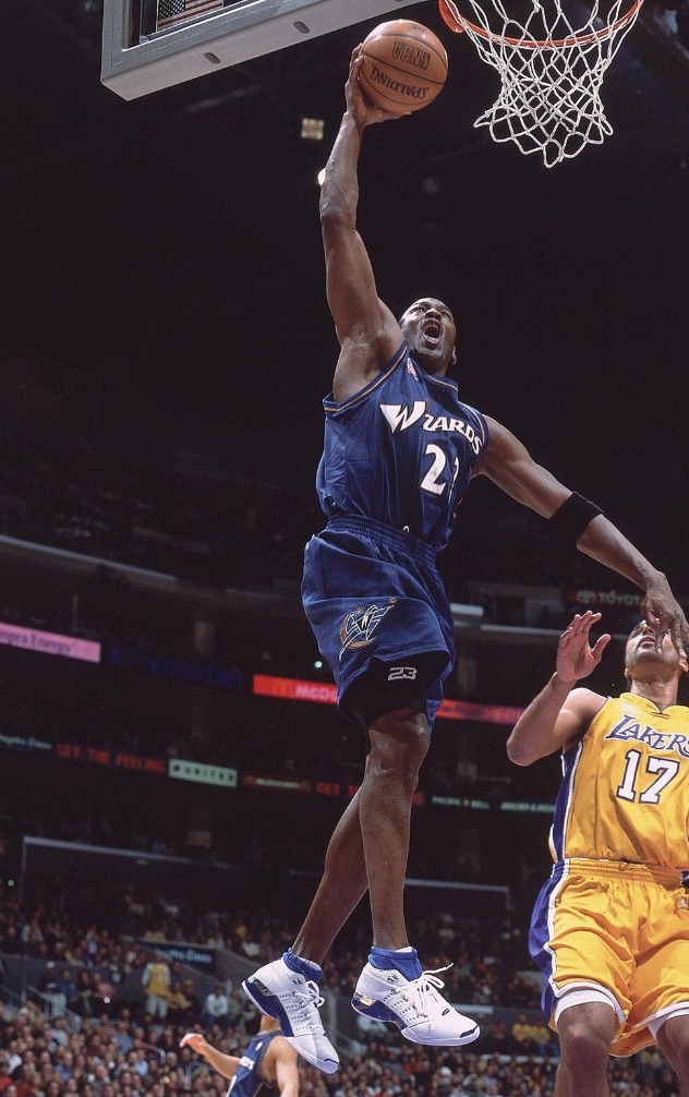 Lot Detail - Michael Jordan 2001-02 Washington Wizards Game Used & Signed  Shoes/Sneakers (JSA/NBA Ref LOA)