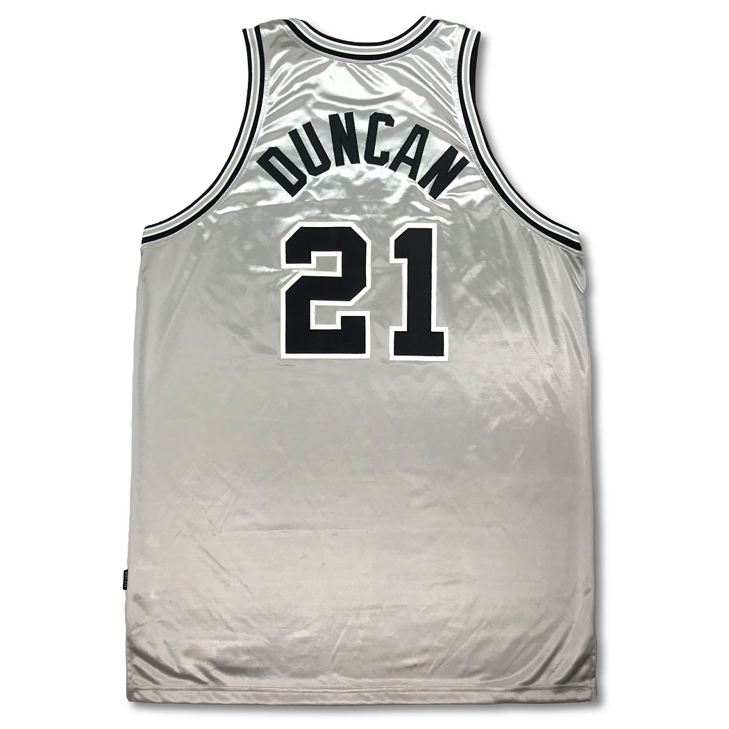 Mens XL NIKE San Antonio Spurs Tim Duncan retro jersey silver alternative