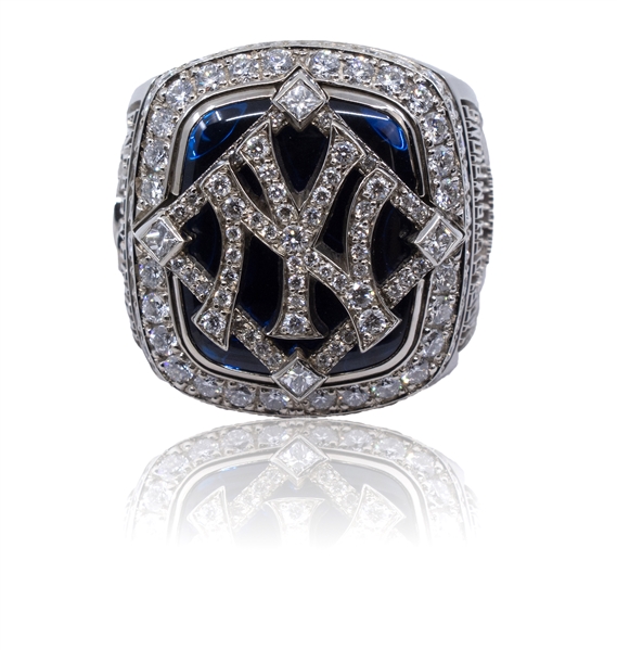 Lot Detail - 2009 New York Yankees World Series Ring - 14kt White Gold ...