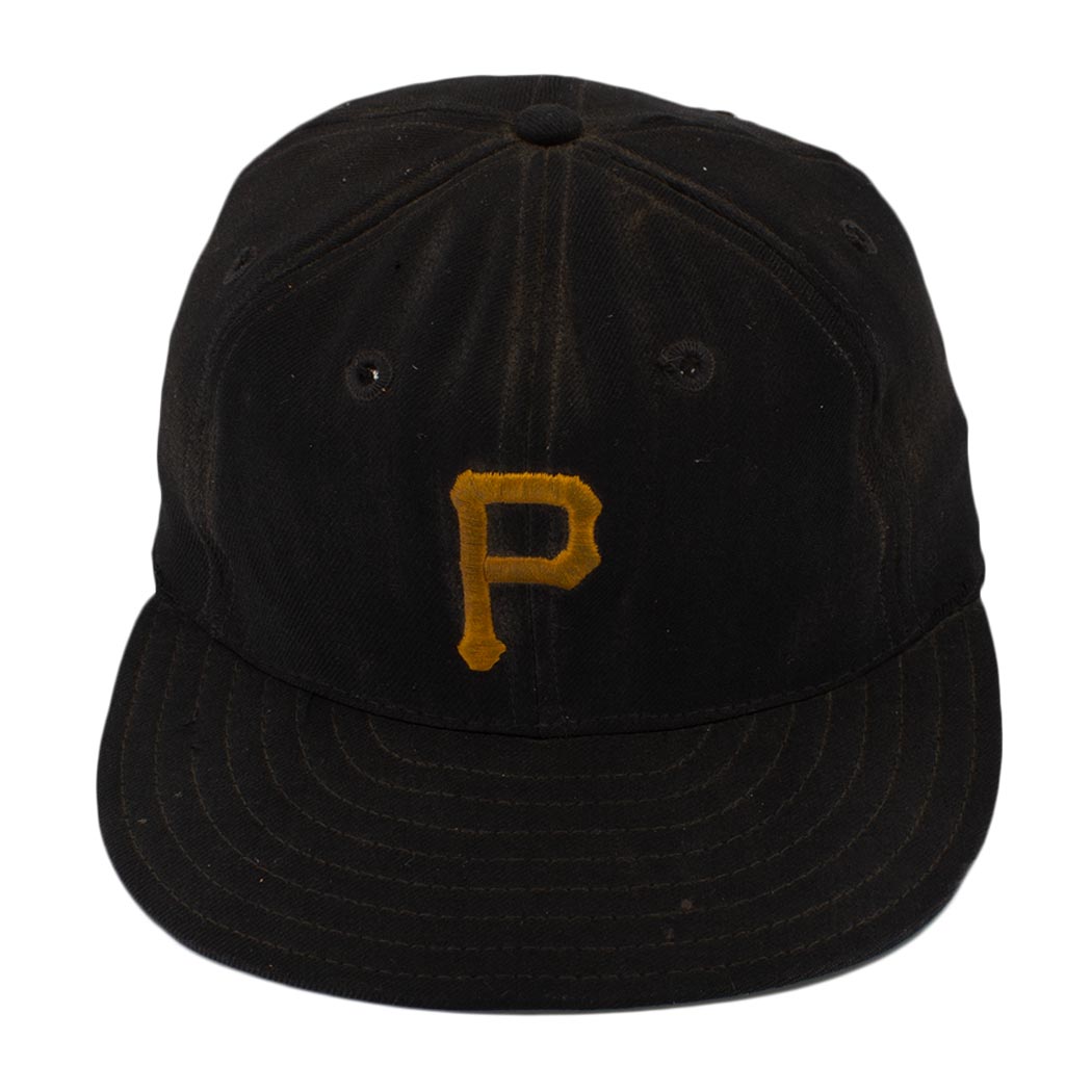 Lot Detail - Roberto Clemente Circa 1960 Pittburgh Pirates Game Worn  Baseball Cap - Great Wear, Faded 21 on the Inside (Lelands Provenance)
