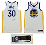 Stephen Curry 2022-23 Golden State Warriors Autographed ISSUED White Home Jersey