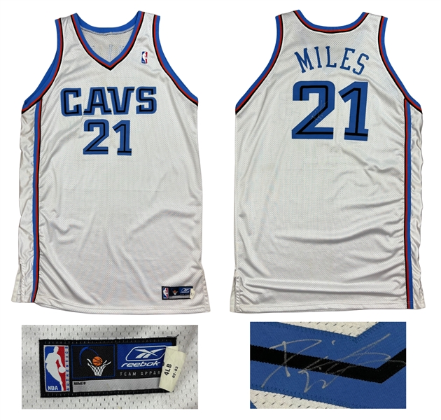 Darius Miles 2002-03 Cleveland Cavaliers Game Worn & Signed Home Jersey