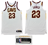 LeBron James 2017-18 Cleveland Cavaliers Team Issued Home Jersey