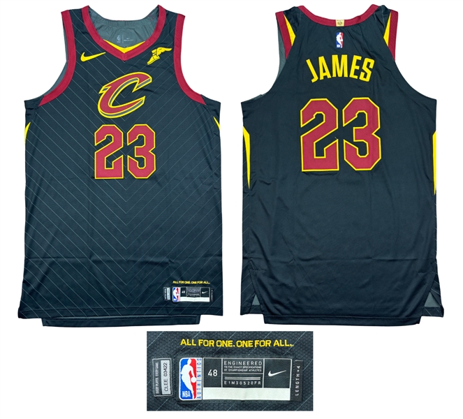 LeBron James 2017-18 Cleveland Cavaliers Team Issue Black Alternate Road Jersey