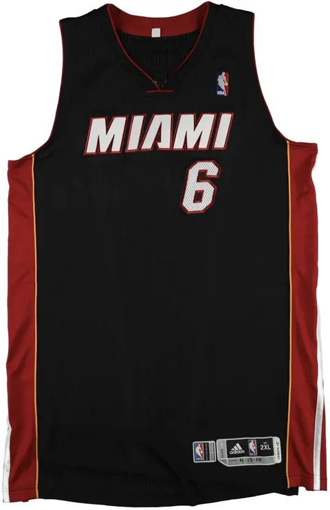 LeBron James April 12, 2014 Game Used Photo Matched Miami Heat Away Jersey (NBA/Meigray LOA) RECORD 1st Player w/10 Completed Regular Seasons Averaging 25 pts 5 Rebs 5 Asts Surpassing Oscar Robertson with 9 (Kobe & MJ with 8 each)